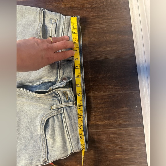 EVERLANE The Cheeky Split-Hem Jean. Size 27 - Picture 4 of 5